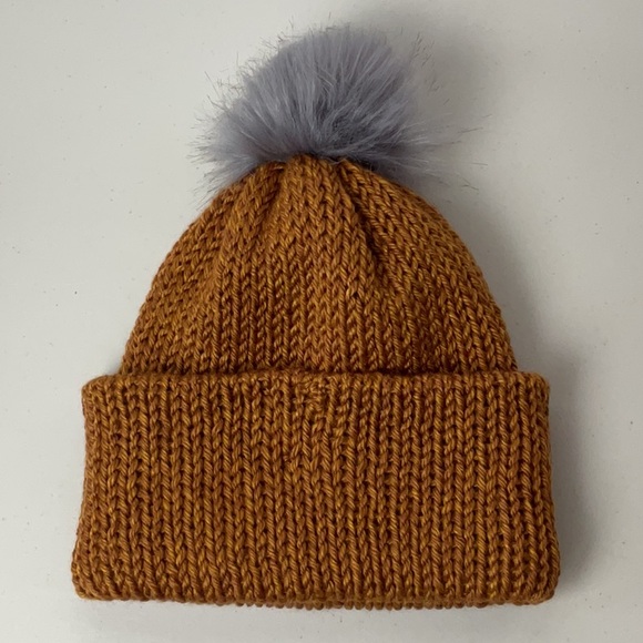 Fall Knitted Beanie w/ Pom Pom and Tag, Adult Size, Rust, Beige, Cream, Grey - Picture 10 of 10